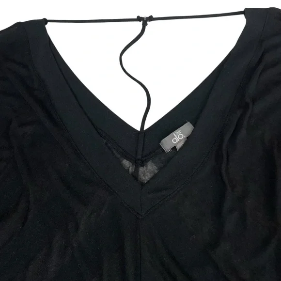 alo Yoga Black T Back Sheer Stripe Long Sleeve Top XL - Picture 4 of 10